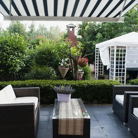 Апартаменты Garden *